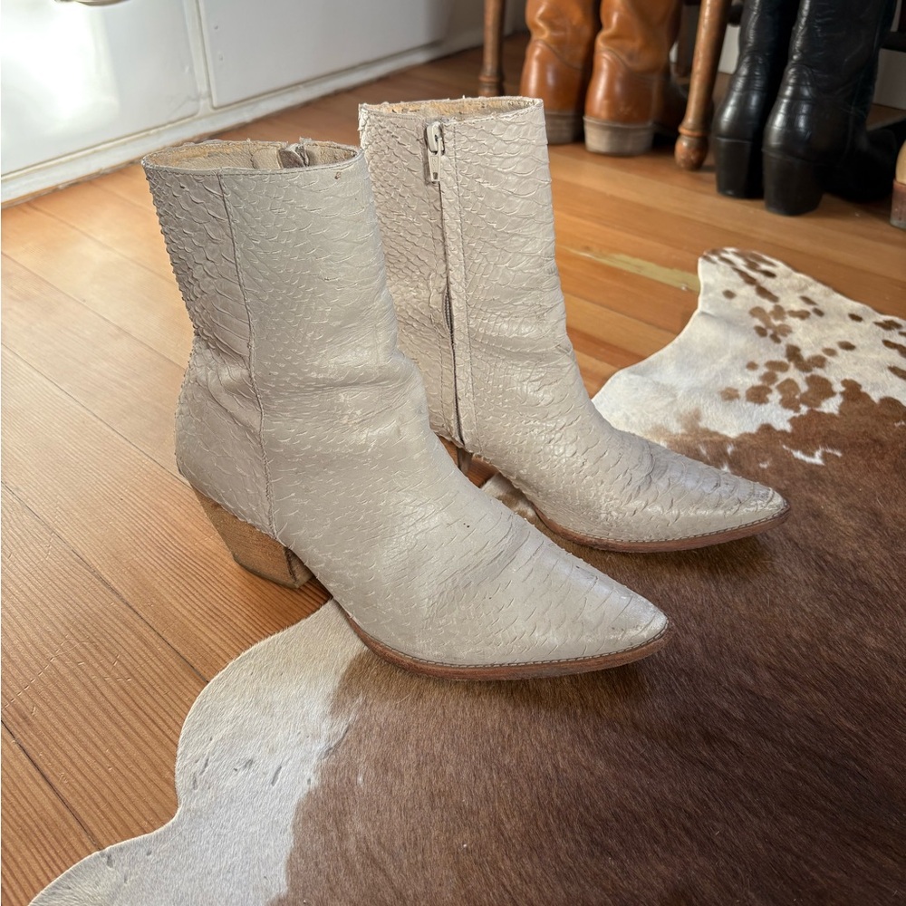 Matisse white snakeskin Caty boots